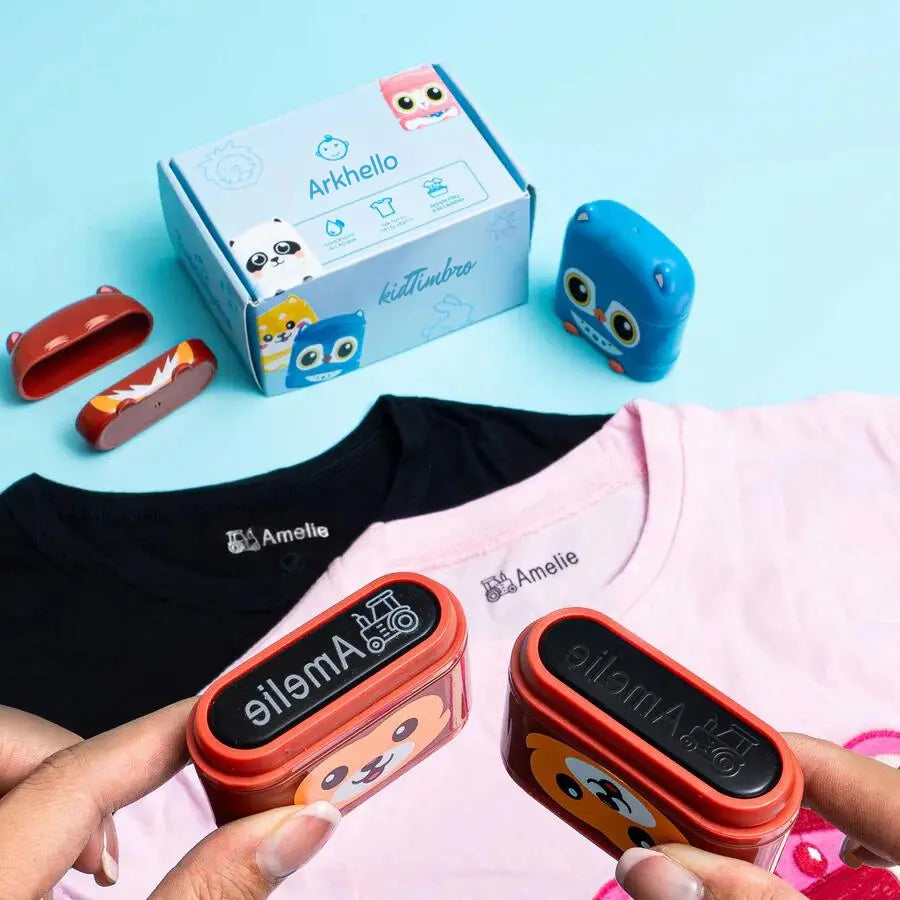 KidTimbro 2.0™ - Personalisierter Namensstempel - Weiße + schwarze Tinte (NEU)