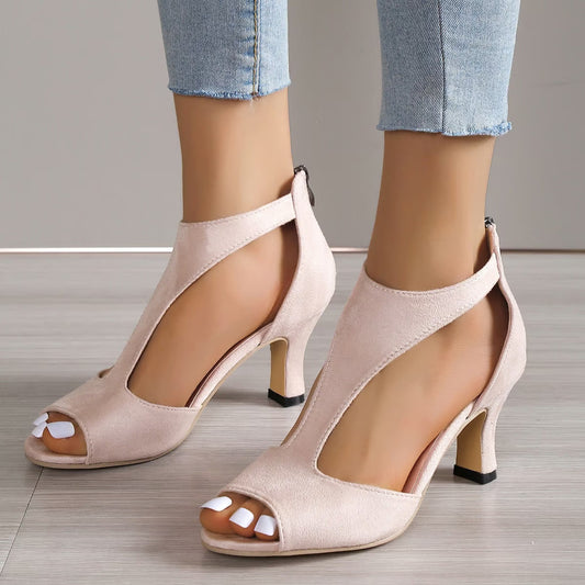 Orthopädische Sandalen mit bequemem Absatz